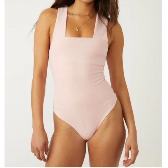 Free People She’s so sleek bodysuit - Picture 1 of 5